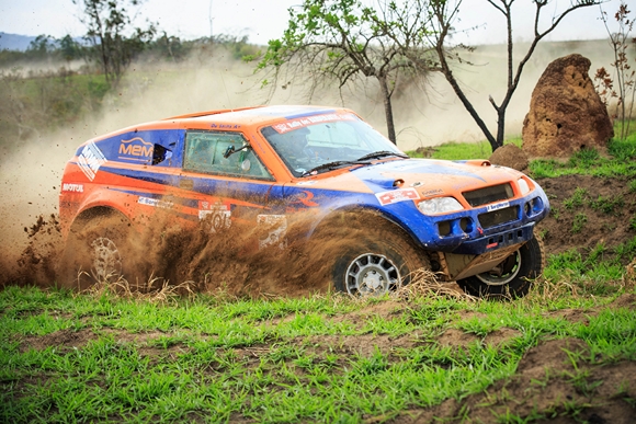 bandeirantes-sabado-mem