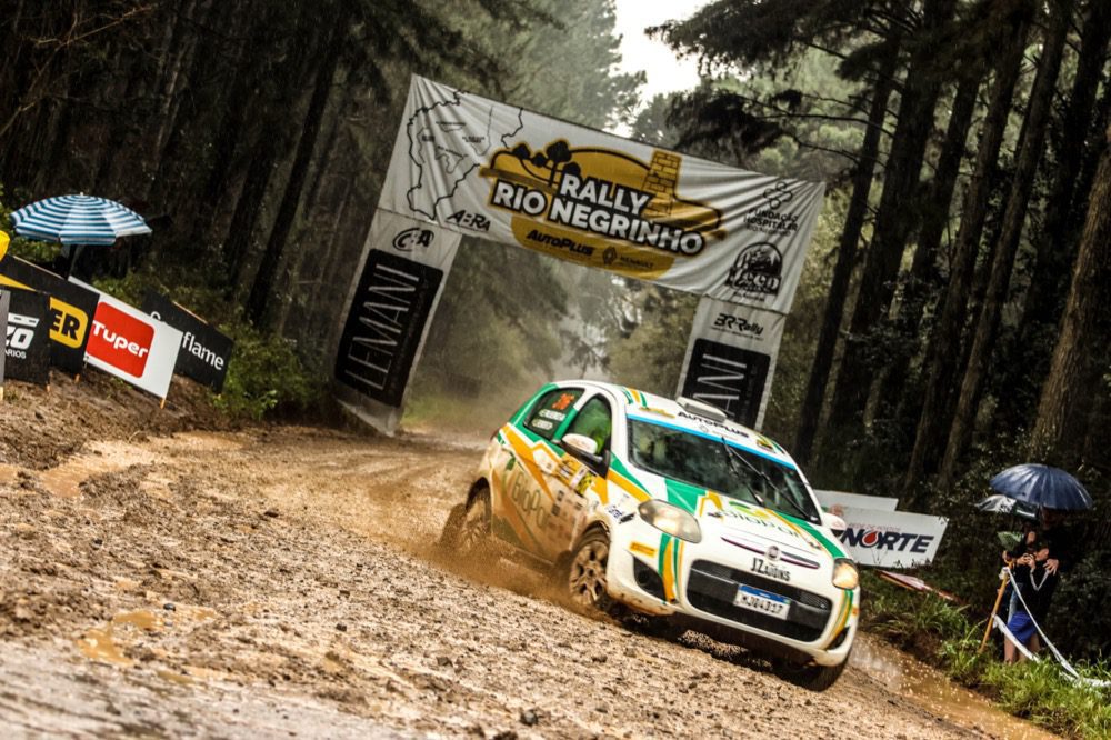 Palkewich e Remor superam desafios no Rally Rio Negrinho - RallyBR